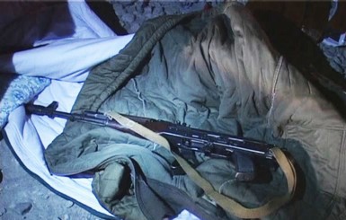 В Днепропетровске гаишники задержали дончанина с полной сумкой оружия
