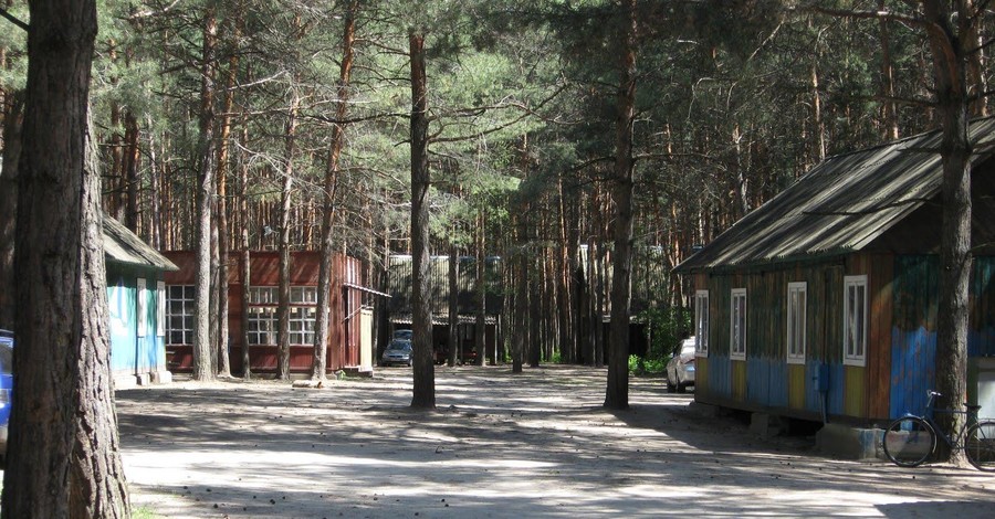 Харьковчане заменили Крым эко-лагерями и турбазами
