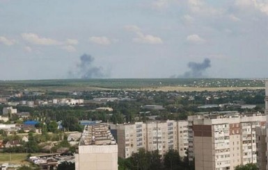 Луганский аэропорт штурмуют