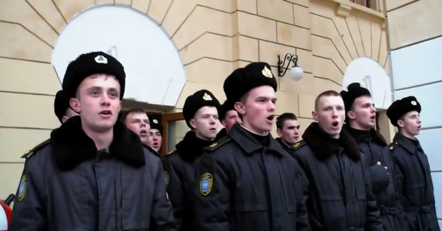 Курсанты, спевшие гимн Украины в Севастополе,  проходят практику на 