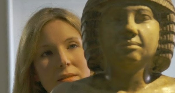 В Англии музей за 16 миллионов продал древнюю египетскую статую