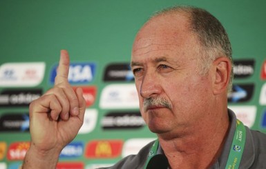 Сборную Бразилии по футболу обезглавили - Сколари официально уволили