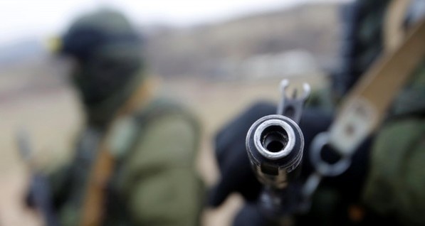 Луганск обесточен, в городе слышна стрельба 