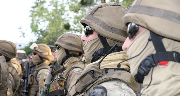 СНБО: в зоне АТО военные освободили из плена 446 человек 