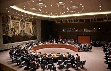 Совбез ООН  потребовал немедленного прекращения огня и вывода израильских войск из сектора Газа
