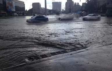 Как дожди затопили Киев