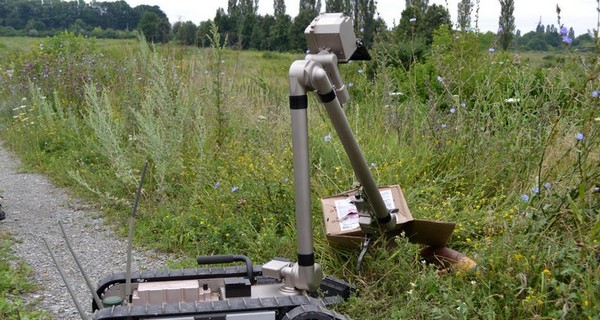 В зоне АТО разминированием будут заниматься роботы-саперы