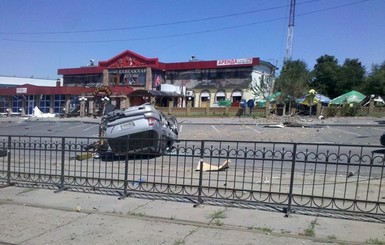 В Донбассе бригада электриков попала под бомбежку