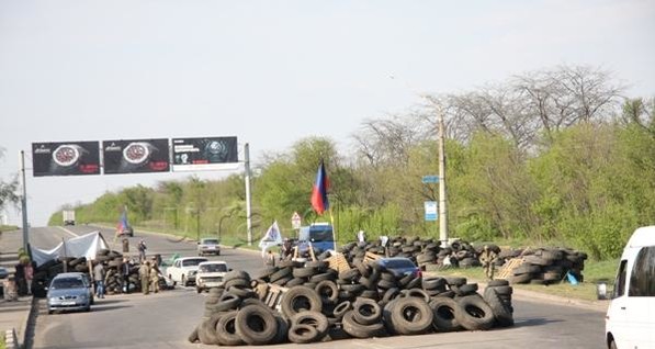 В Донецке снова перекрыли движение транспорта. Ждут штурма?