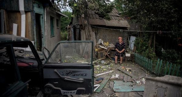 Реалии Луганска: гибель мирных жителей, разрушенные садики и обстрел аэропорта