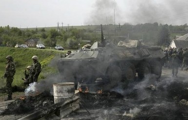 В Донецке – канонада со стороны аэропорта, в Луганске  обстреливают жилые районы