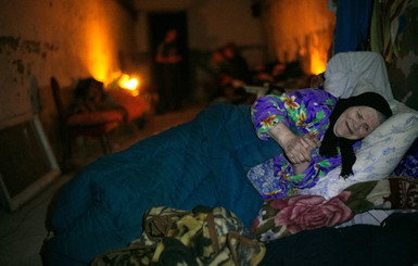 Жители Донецка: больше всех плачут старушки, они помнят войну