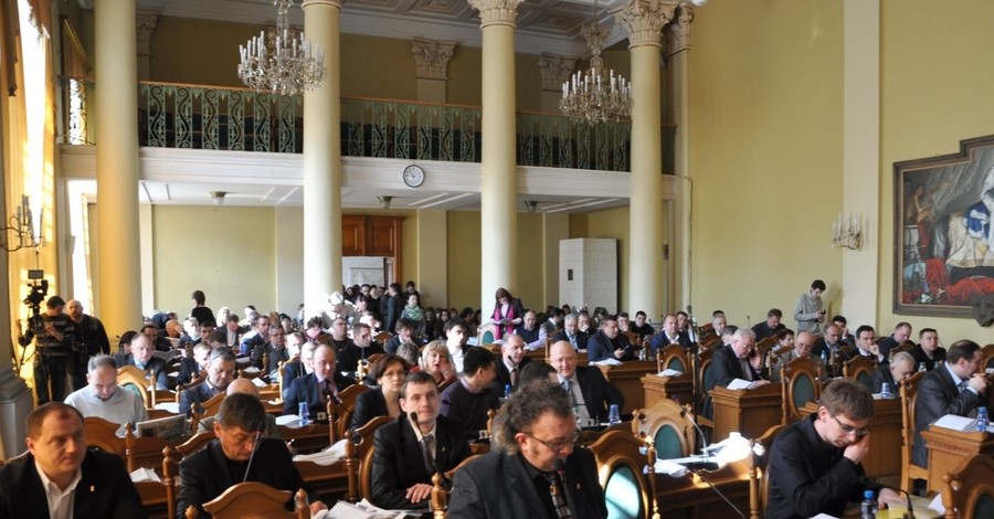 Во Львовском горсовете количество депутатов сократят до минимума