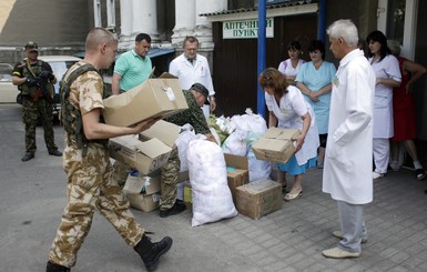 В Донецке месячный запас лекарств в аптеках разбирают за час