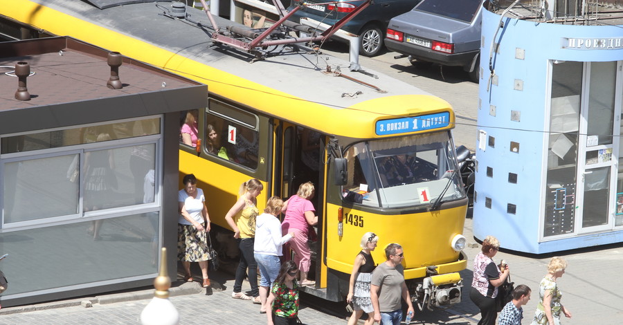6 и 7 августа доехать до ДИИТа на трамвае будет невозможно 