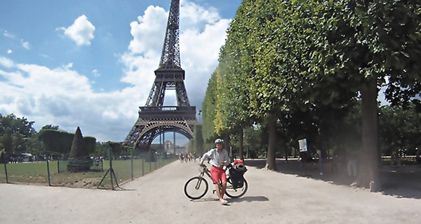 Доехать из Львова в Париж на велосипеде и не умереть