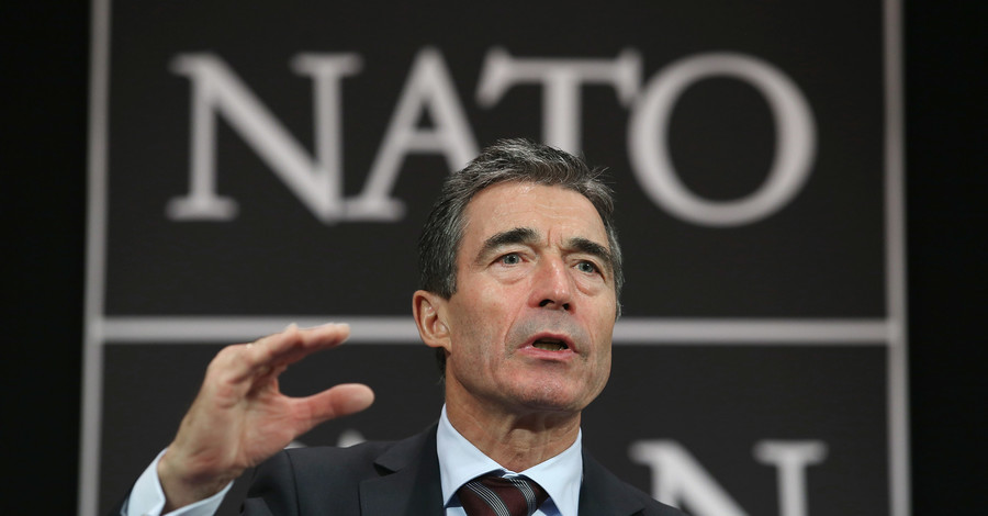 НАТО подозревает РФ во вторжении в Украину под 