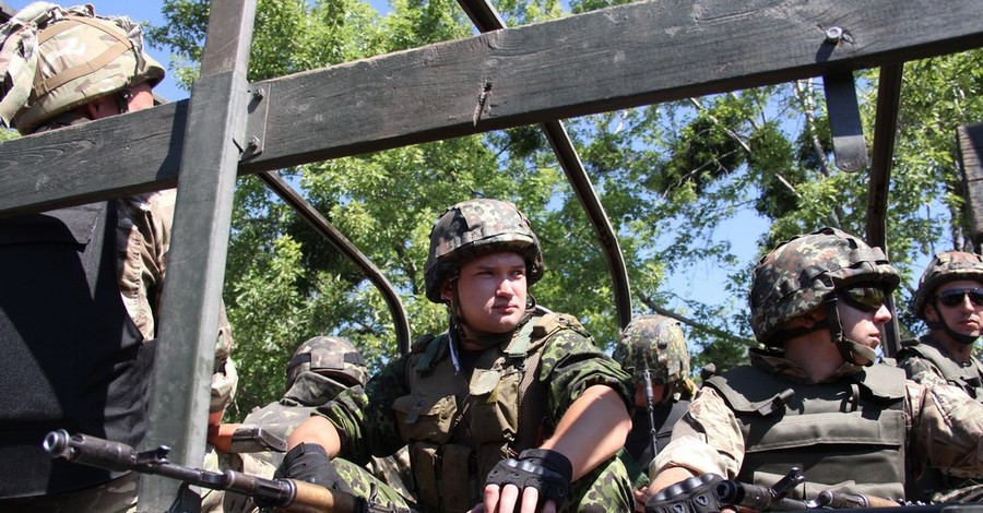 Как проходит АТО: армия берет в кольцо Луганск, Стаханов и Алчевск