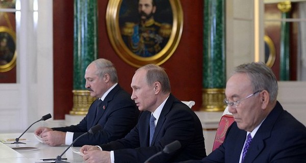 Путин решил привлечь к ответным санкциям Беларусь и Казахстан