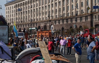 Уборка палаток на Майдане проходит без эксцессов  