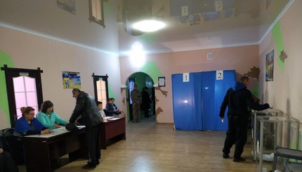 Как голосовали в Божковской исправительной колонии на Полтавщине