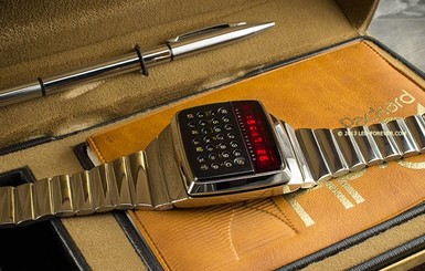 На аукционе продают наручные смарт-часы 1977 года