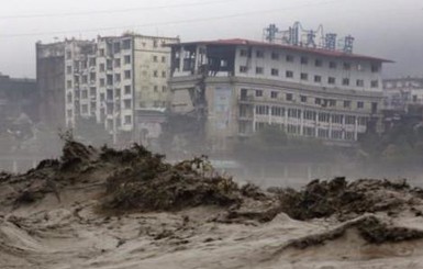 Наводнение в Китае: погибли уже 27 человек