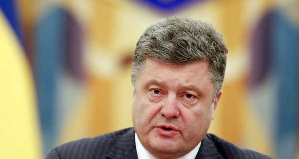 Порошенко расширил полномочия прокуроров в зоне АТО