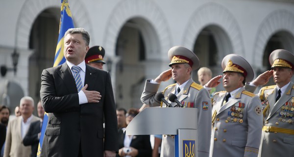 Обращение Порошенко к народу: Нынешняя война, возможно, войдет в историю, как Отечественная война 2014-го