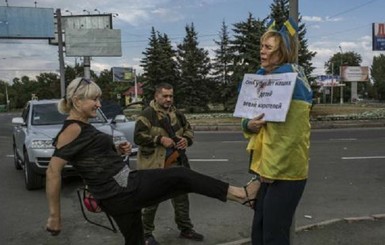 В Донецке ищут женщину, пережившую казнь у позорного столба 