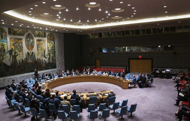 Яценюк призвал провести экстренное заседание Совбеза ООН