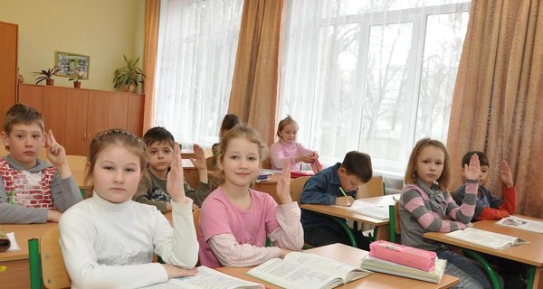 Новый учебный год в Запорожье: переполненные классы и электронные учебники