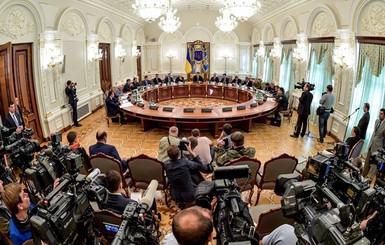 Решение СНБО: Украина обратится за помощью к НАТО