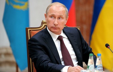 Путин заявил, что договорился с Порошенко о передаче десантников