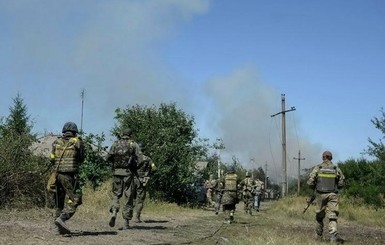 Донецк обстреляли из тяжелых орудий