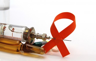 В Украине упростили регистрацию препаратов от СПИДа и туберкулеза