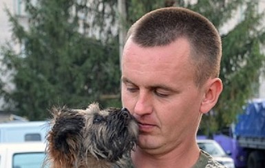 Боевые друзья навек: пес Атошка и лейтенант Комыслывый воюют под свист пуль