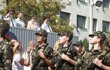 Военной подготовке в Виннице начнут учить с 13 лет