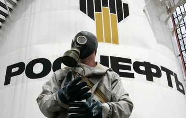 СМИ: ЕС ввел санкции против тройки ведущих нефтедобытчиков России