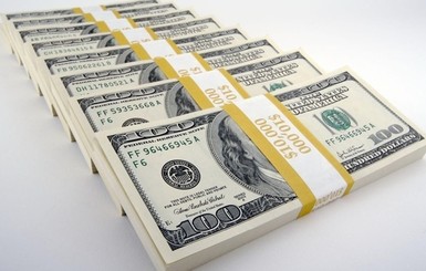 Эксперт: Доллар дорожает из-за паники