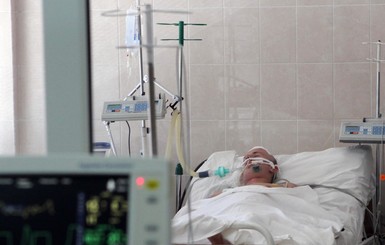 Днепропетровские врачи спасают 19-летнего бойца, ослепшего после осколочного ранения