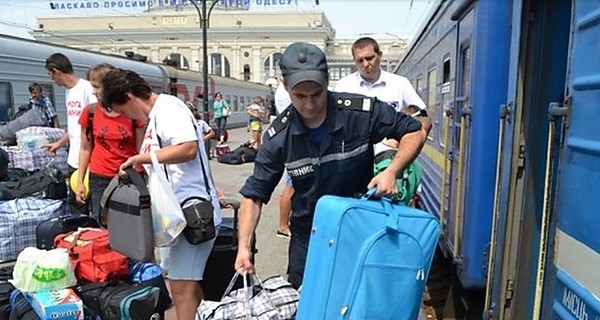 В ГСЧС сообщили о возвращении 40 тысяч переселенцев в Донбасс