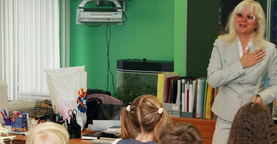В Харькове учителя лишили себя подарков