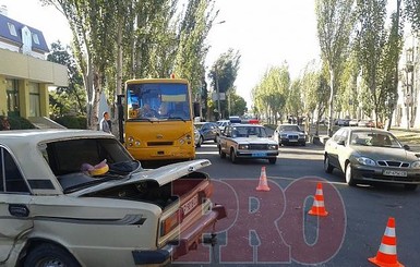 Пьяные военные устроили ДТП в Бердянске