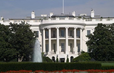 Белый дом в Вашингтоне эвакуировали из-за неизвестного мужчины