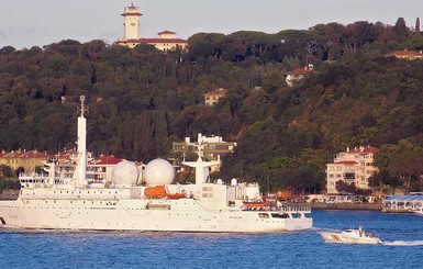 Французский разведывательный корабль вошел в Черное море