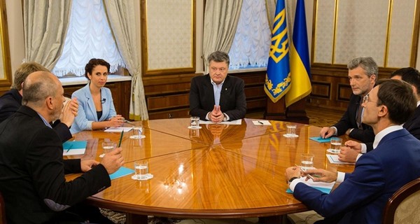 Стенограмма интервью Порошенко: говорили с журналистами больше часа