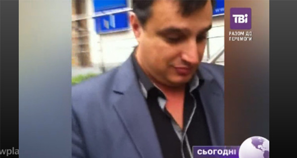 СМИ: Клинчаев в Киеве обругал и ударил журналистку 