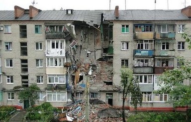 В Славянске отстроили семь разрушенных многоэтажек