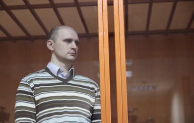 Обвиняемый в терактах Виктор Сукачев: 